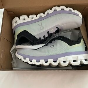 Cloud flow 4 ON Sneakers